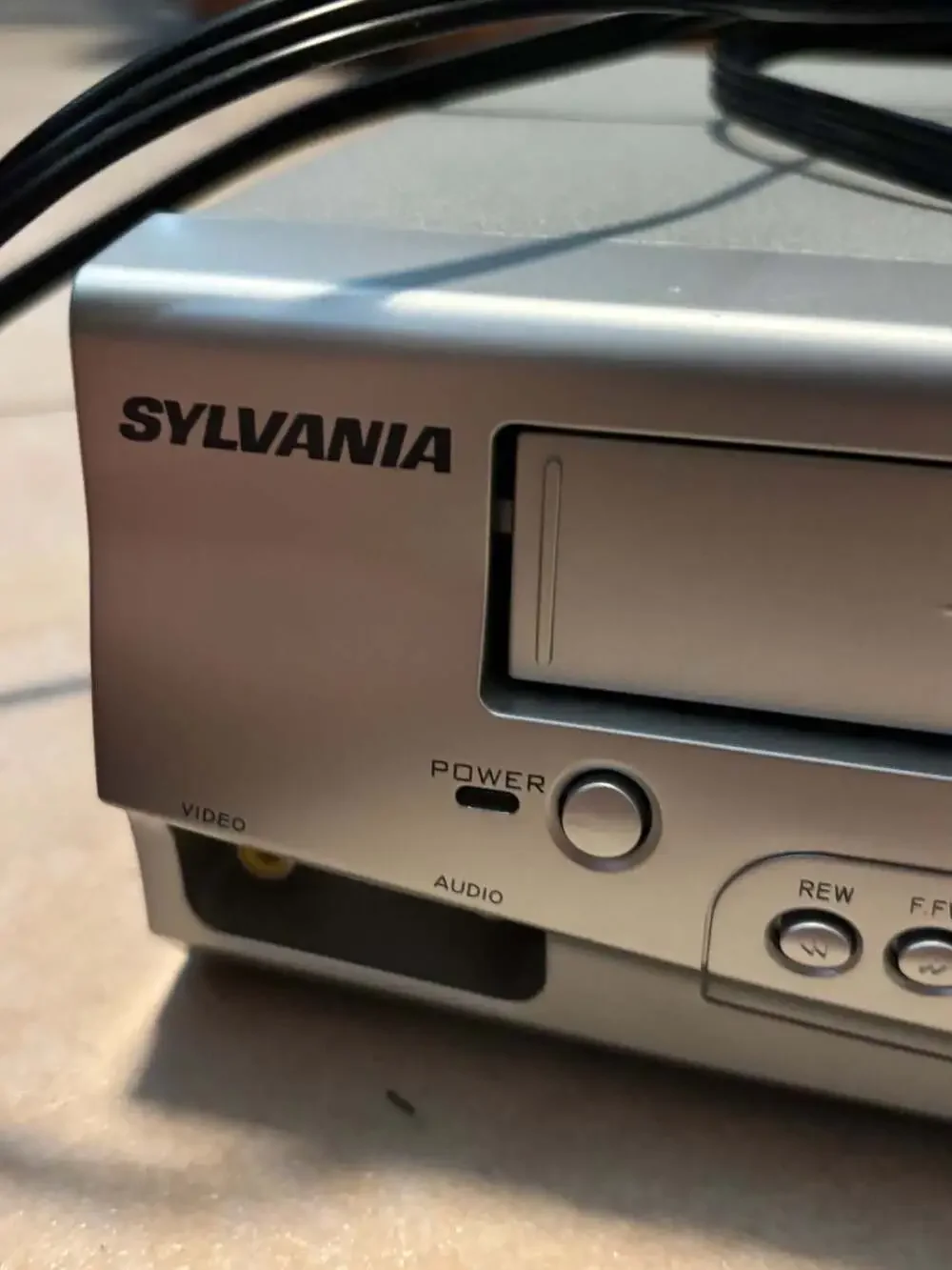 Tested & working Sylvania SRDD495 DVD/VCR Combo Player
